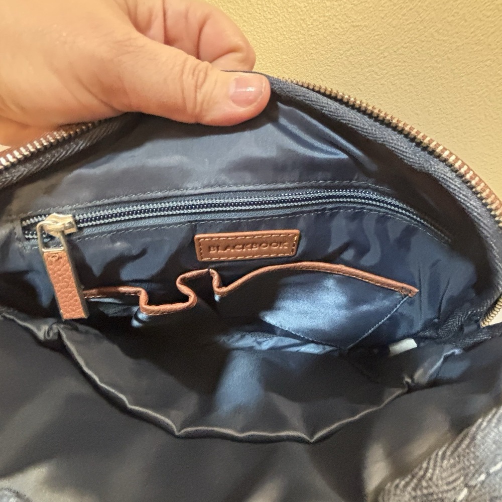 Bugatti Horizon 2 Blackbook Leather Crossbody Bag In Cognac Adjustable Straps - Picture 11 of 16